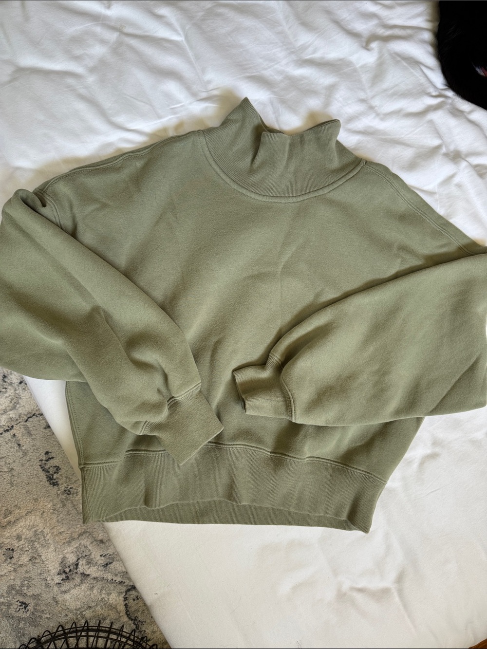 Abercrombie & Fitch Green Mock-neck Sweatshirt